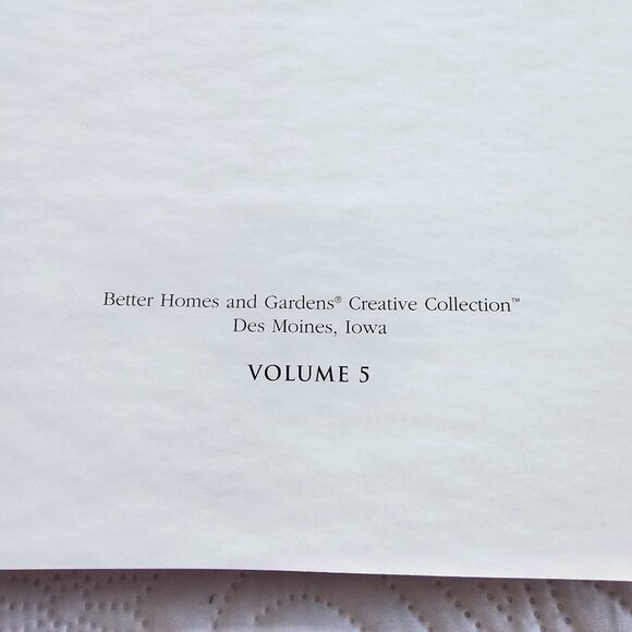 Better Homes & Gardens Quilt-Lovers Favorites Volume 5, Hardcover Spiral Bound - Picture 3 of 13